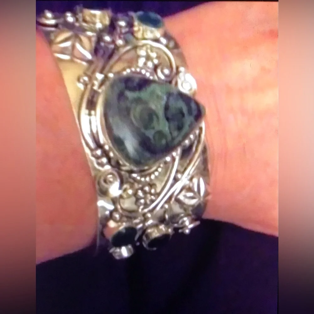 925 Sterling Silver stunning stamped
